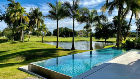 Lake View House In El Tigre Golf Club Near The Beach